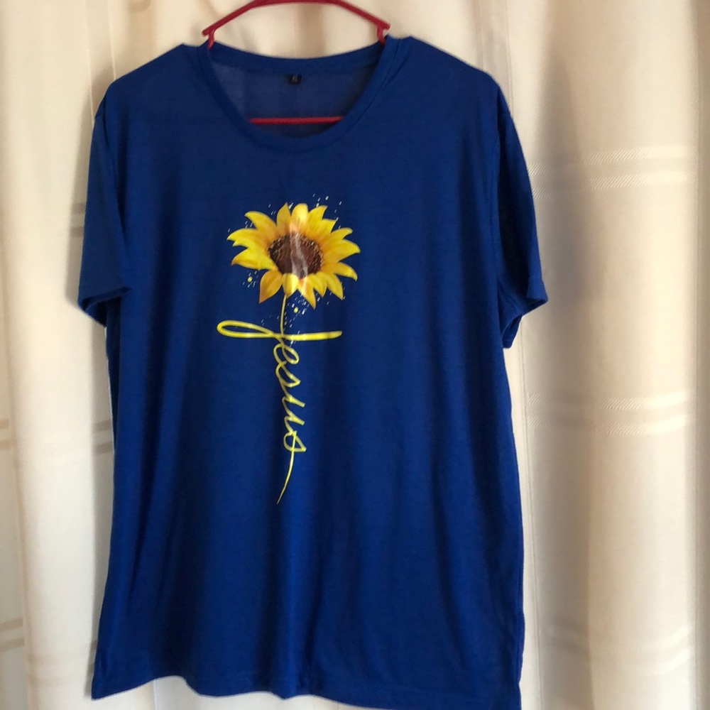 Blue Jesus Sunflower tee